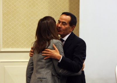 abbracci durante il primo congresso nazionale dell'Unicoop a Roma - Francesco Dello Russo